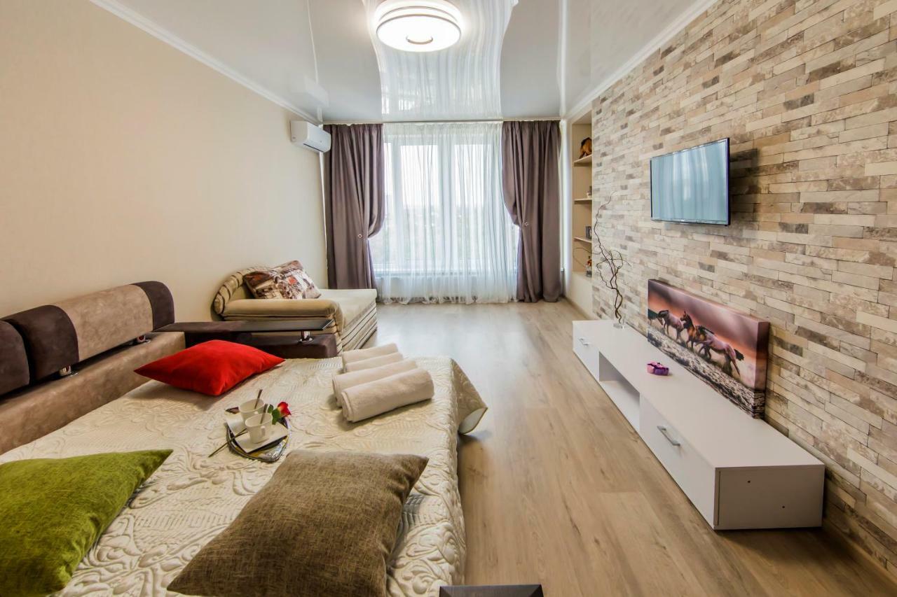 The Best Rest In This Stylish, Cozy Apartament. Appartement Kiev Buitenkant foto